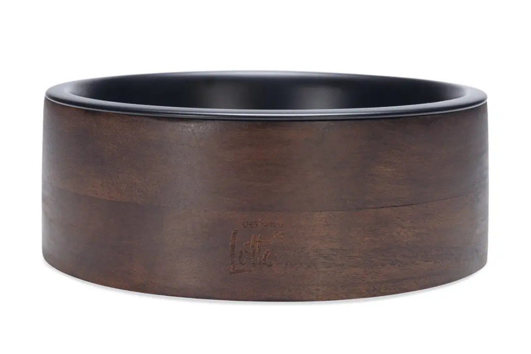 Designed by Lotte Milani Voerbak Hond