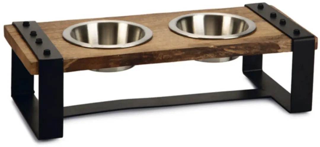 Designed by Lotte Karinto Voerbak Hond