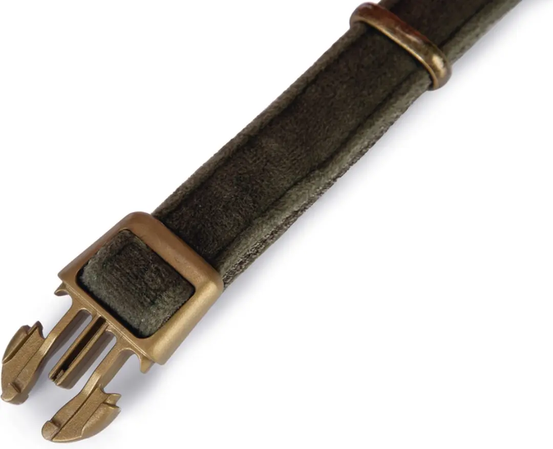 Designed by Lotte Velura Hondenhalsband - Groen - 26-40 x 15 cm