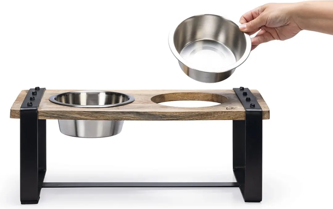 Designed by Lotte Karinto Voerbak Hond Dinerset - Hout/metaal 2x650ml M