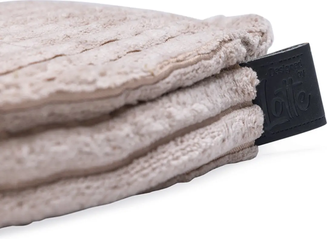 Designed by Lotte Krabpaal Ribbed Roze - 70 cm