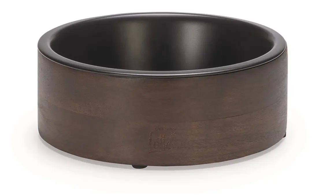 Designed by Lotte Milani Voerbak Hond