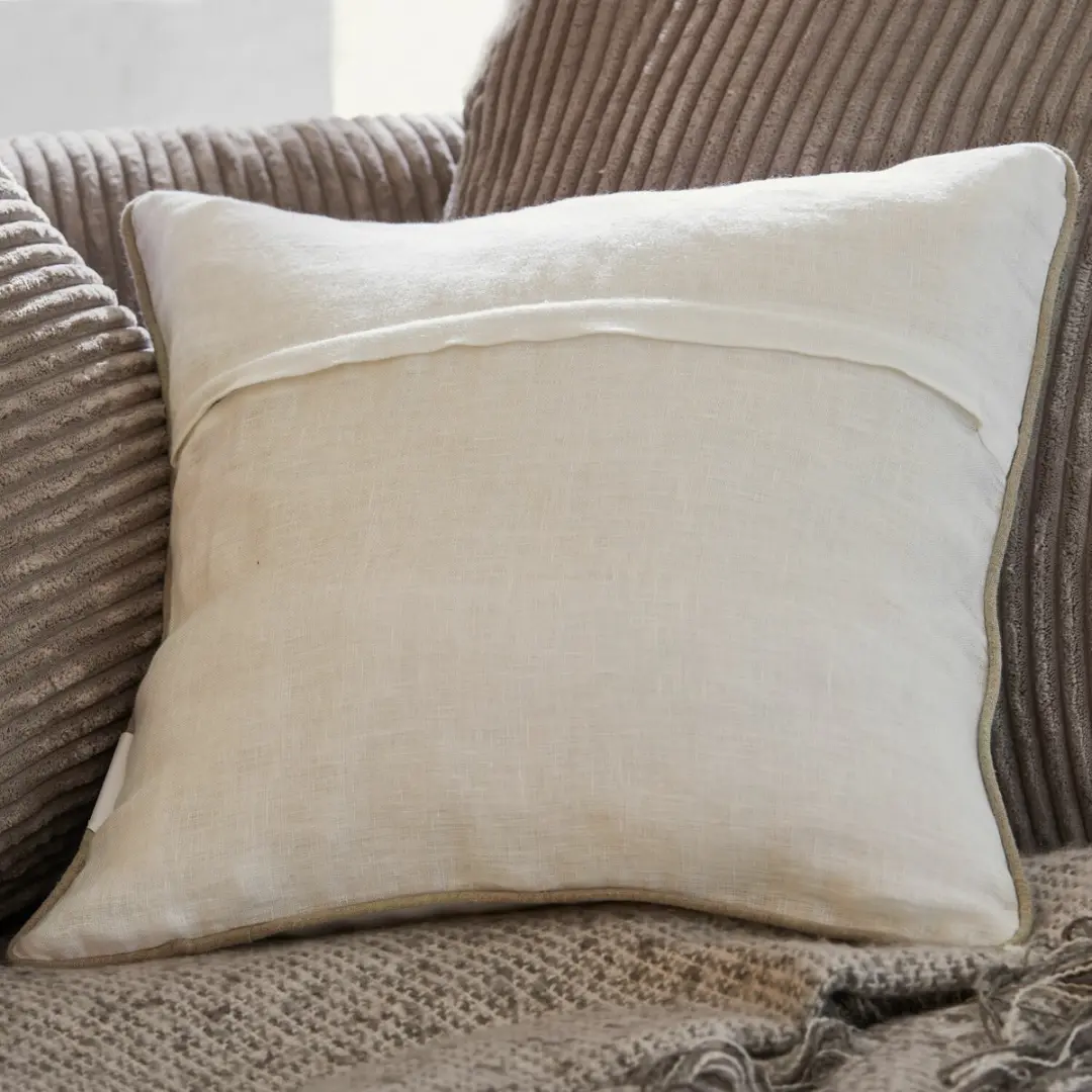 Loberon Kussenhoes Wonderful - beige/rood - afbeelding 2 van 6