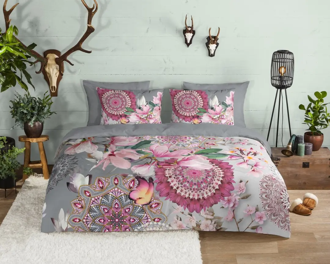 HIP dekbedovertrek mandalas en magnolia bloemen