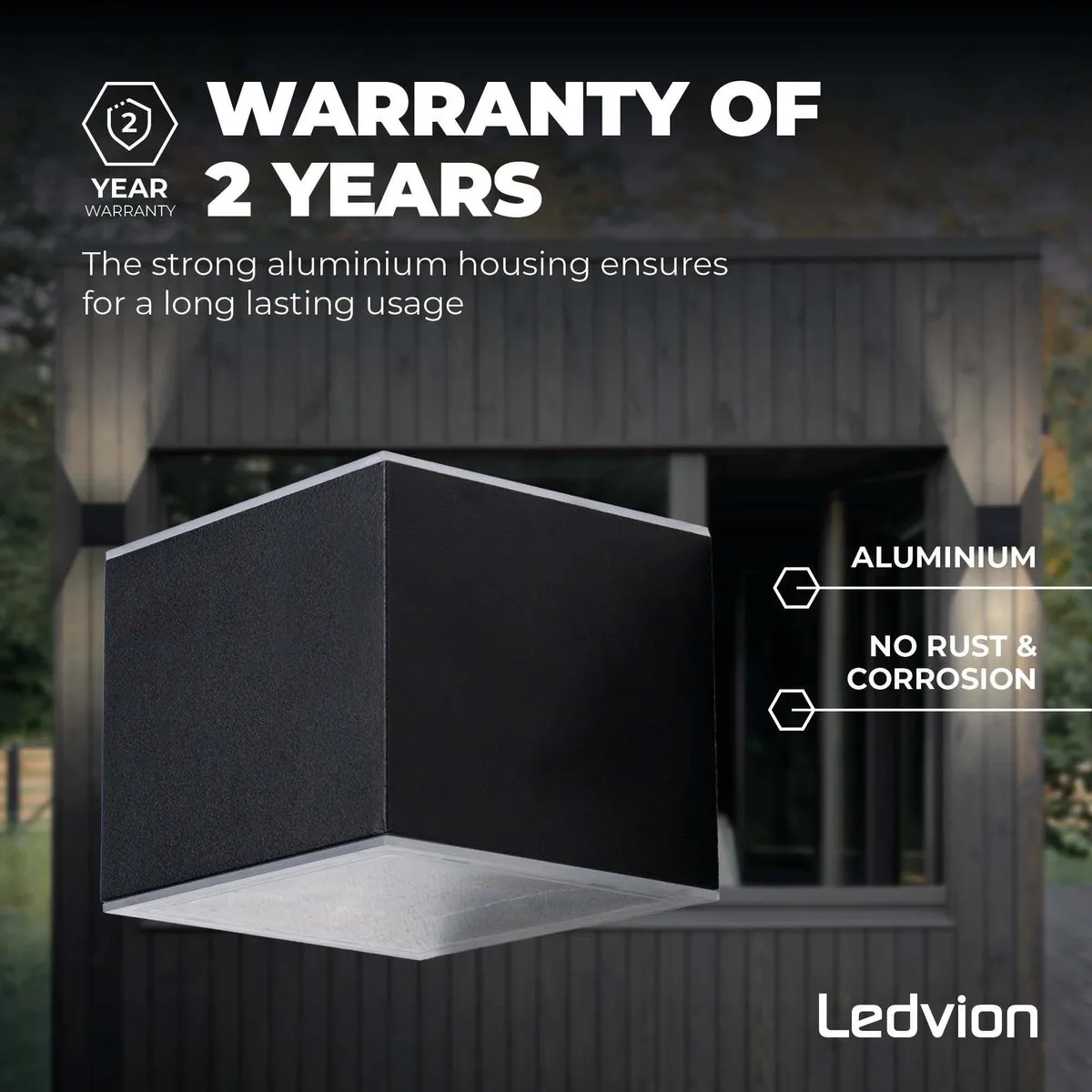 Ledvion Solar LED Wandlamp 2W - 60L - 3000K - Zwart