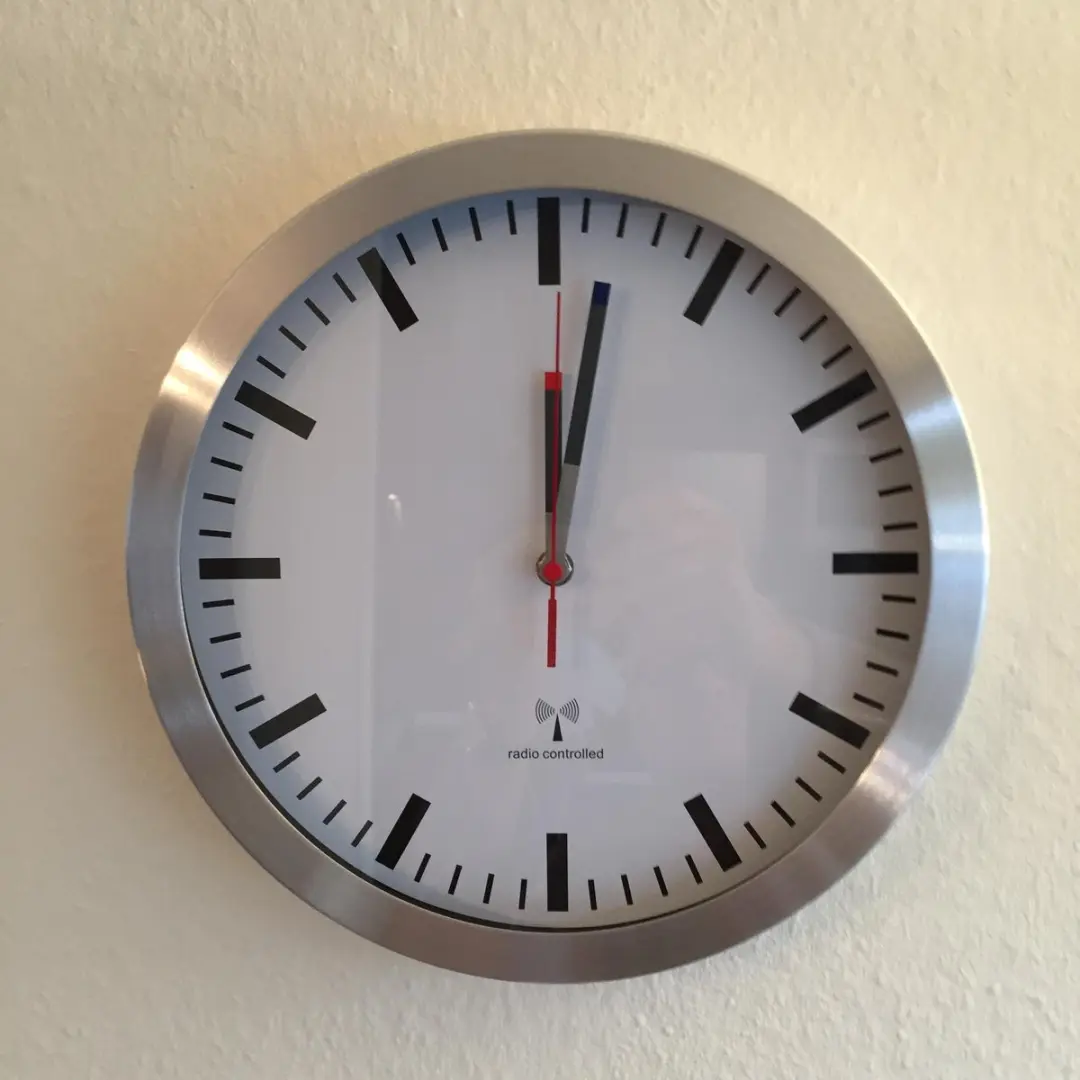 TFA Dostmann Wandklok 60.3528.02