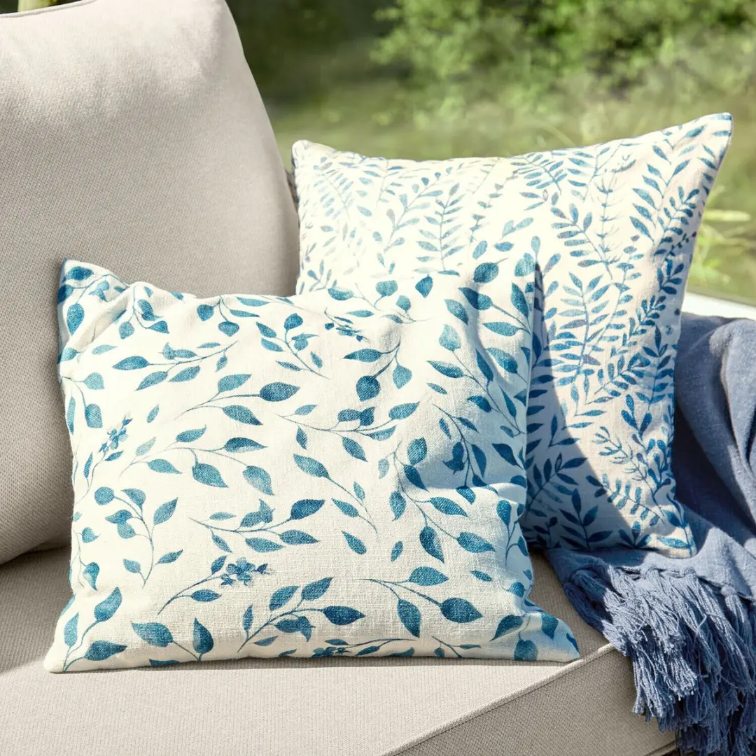Loberon Kussenhoes Ocevara - 2 Stuks - Blauw/Crème - afbeelding 5 van 6