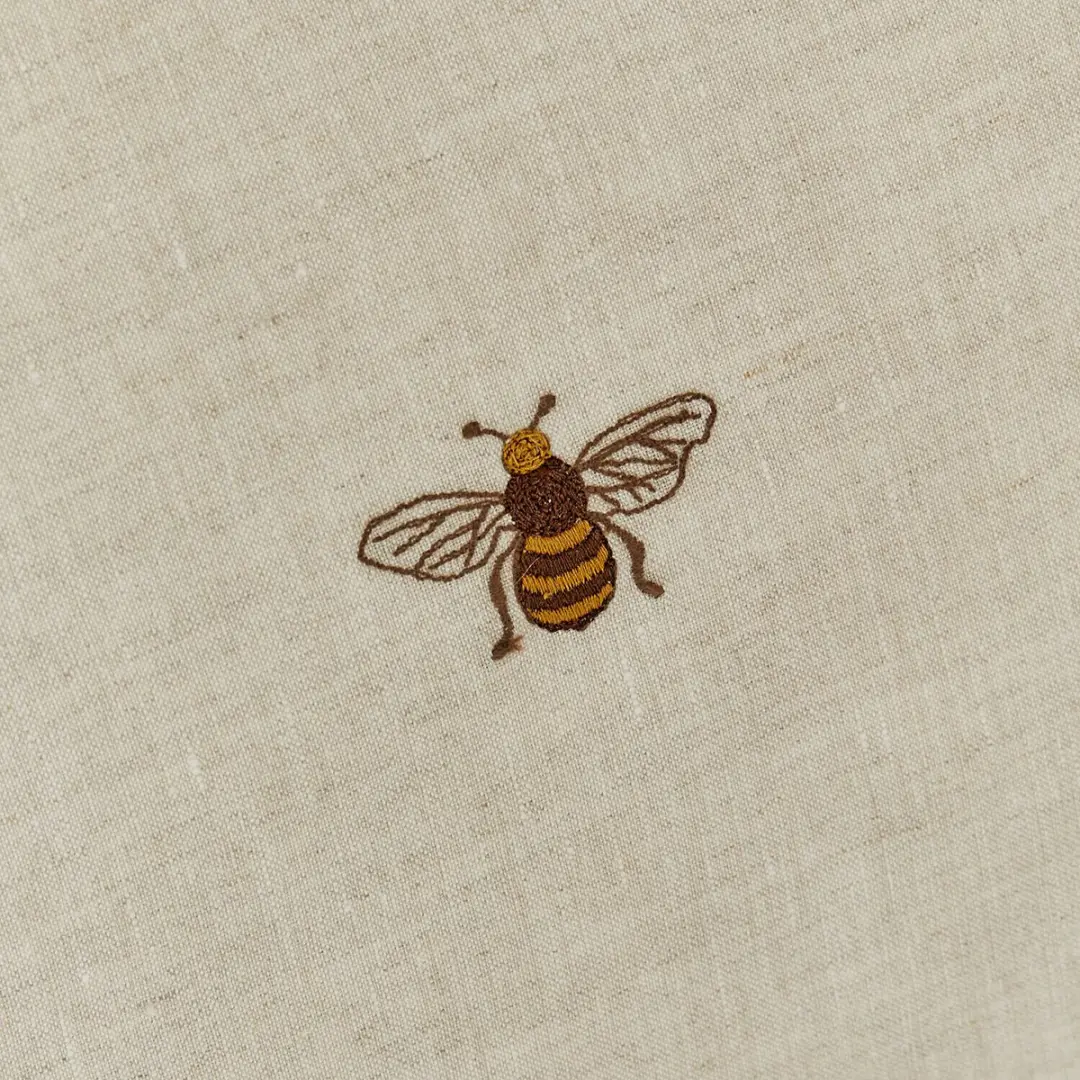 Loberon Kussenhoes Fluttery Beige - afbeelding 4 van 5