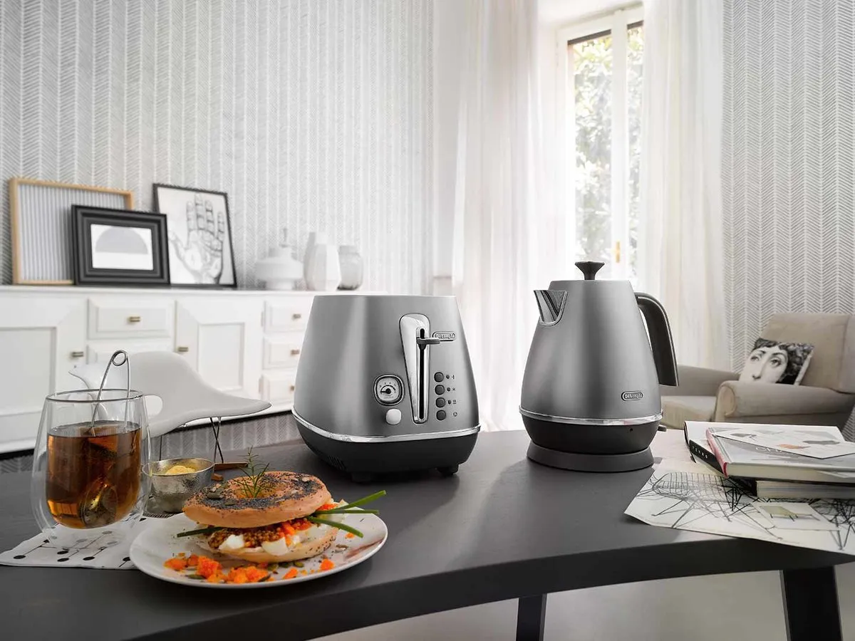 De'Longhi KBI2001.S Waterkoker 2000W 1,7L - Zilver