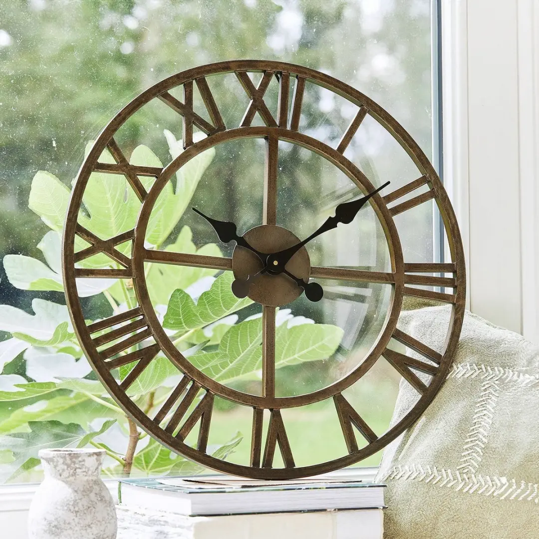 Loberon Klok Vigo Antiekzwart - Ø50cm - afbeelding 5 van 6