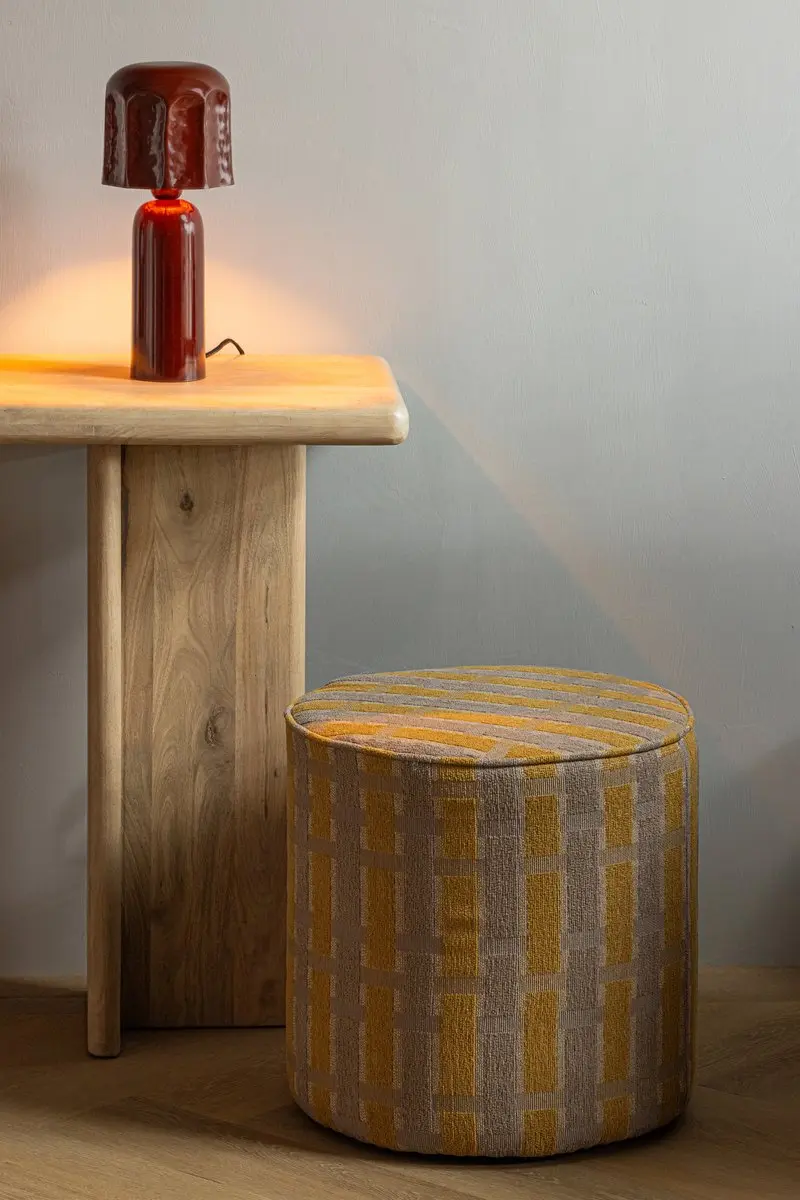 WOOOD Sarli Poef 46x46x46 - Taupe/Geel - afbeelding 3 van 4