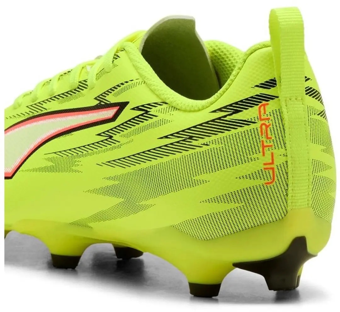 PUMA Ultra 6 Play FG/AG Jr Voetbalschoen - Wit - Maat 37
