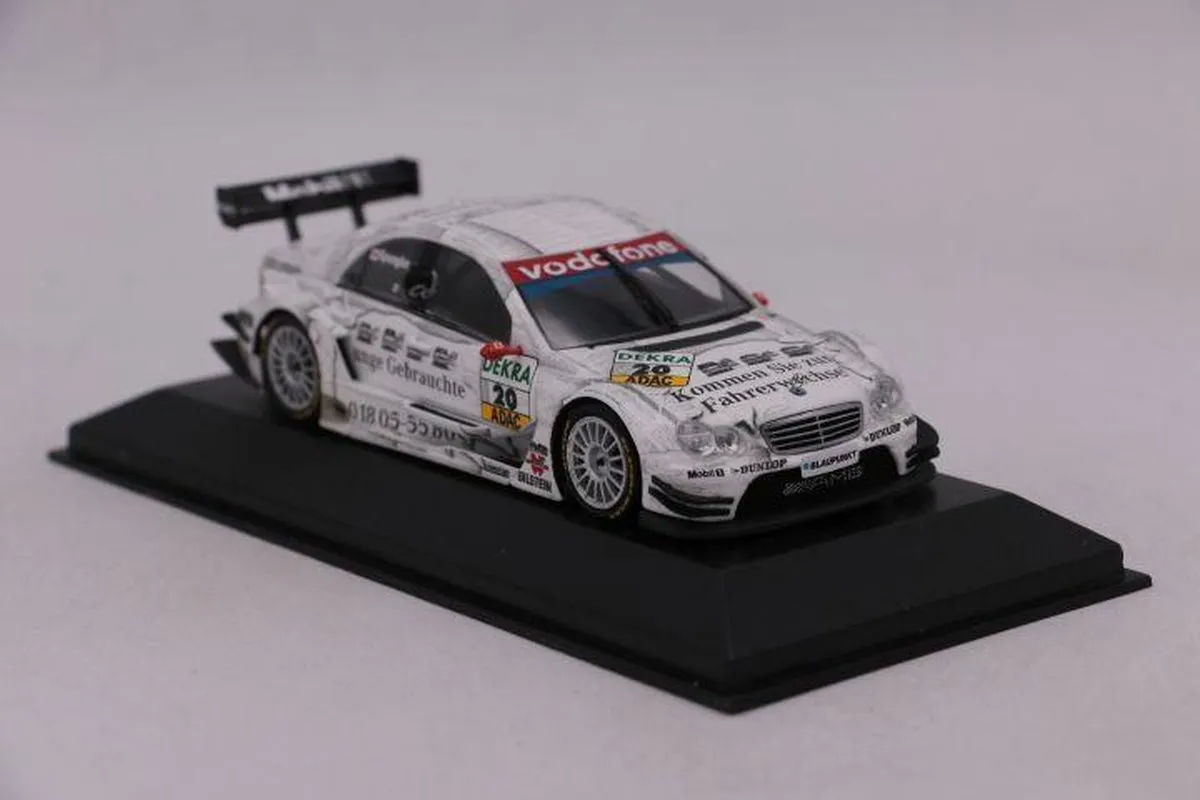 Mercedes-Benz C-Class DTM #20 Team Persson 2005 - 1:43 - Minichamps 400053520