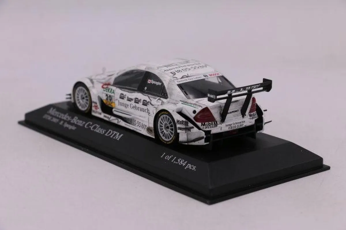 Mercedes-Benz C-Class DTM #20 Team Persson 2005 - 1:43 - Minichamps 400053520