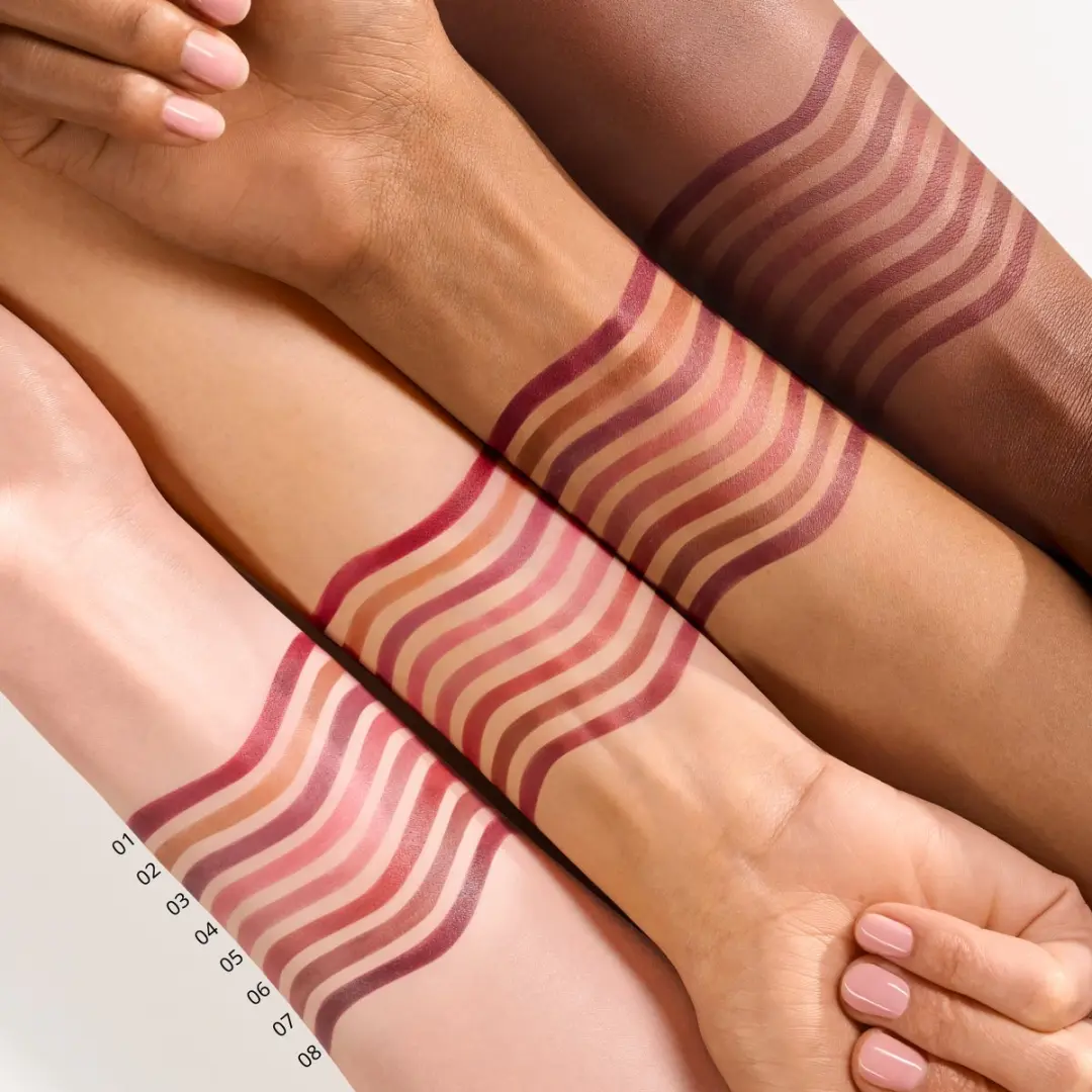 Essence Stain! Tattoo Lip Liner 02 Must Have Brown - afbeelding 5 van 6