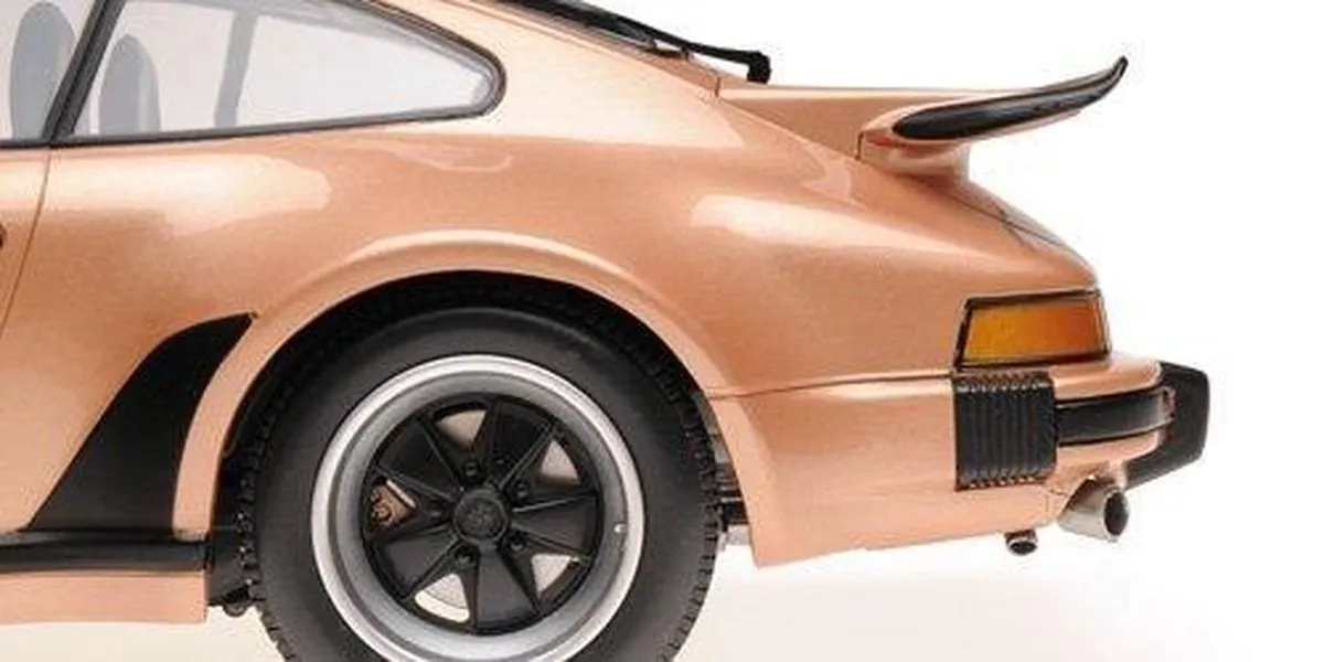 Porsche 911 Turbo 1977 Minichamps 1:12 - Multicolor