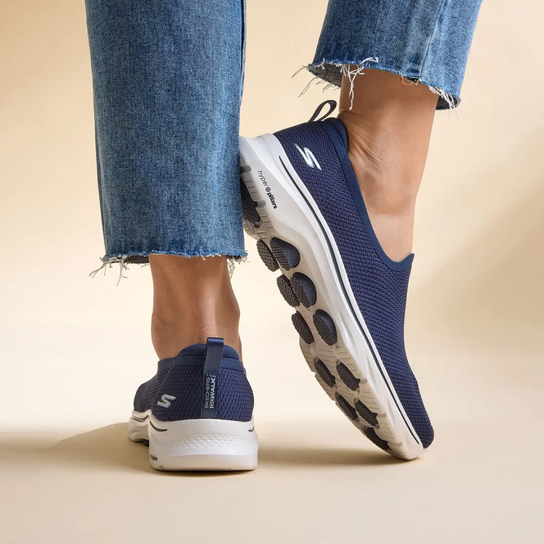 Skechers Go Walk 7