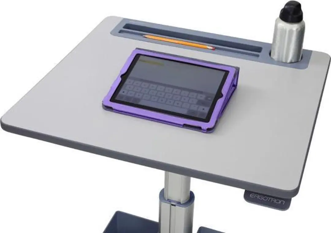 Ergotron LearnFit 16 Travel Adjustable StandIn - afbeelding 2 van 6