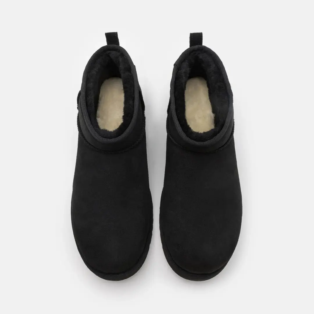 UGG Classic Ultra Mini M Schoen - Maat 46 - Zwart - afbeelding 6 van 6