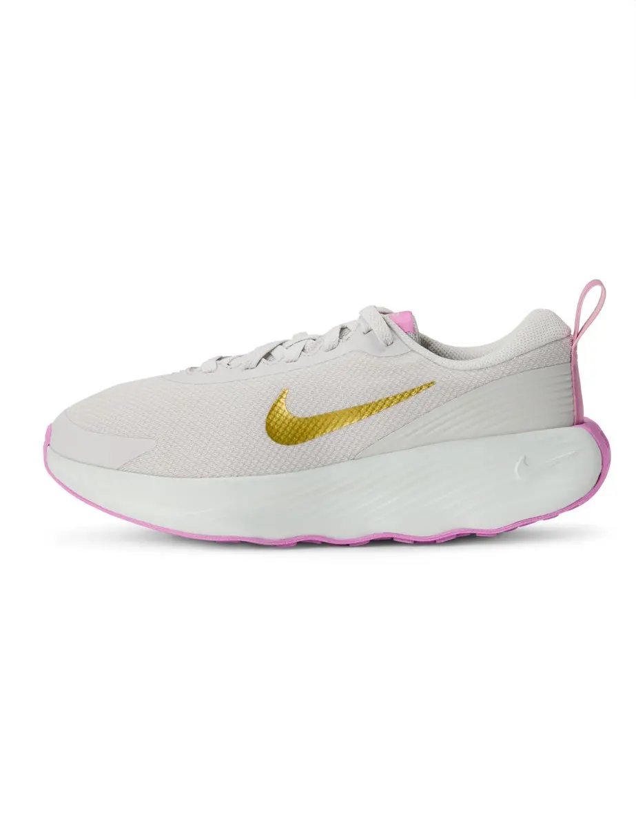 Nike Promina