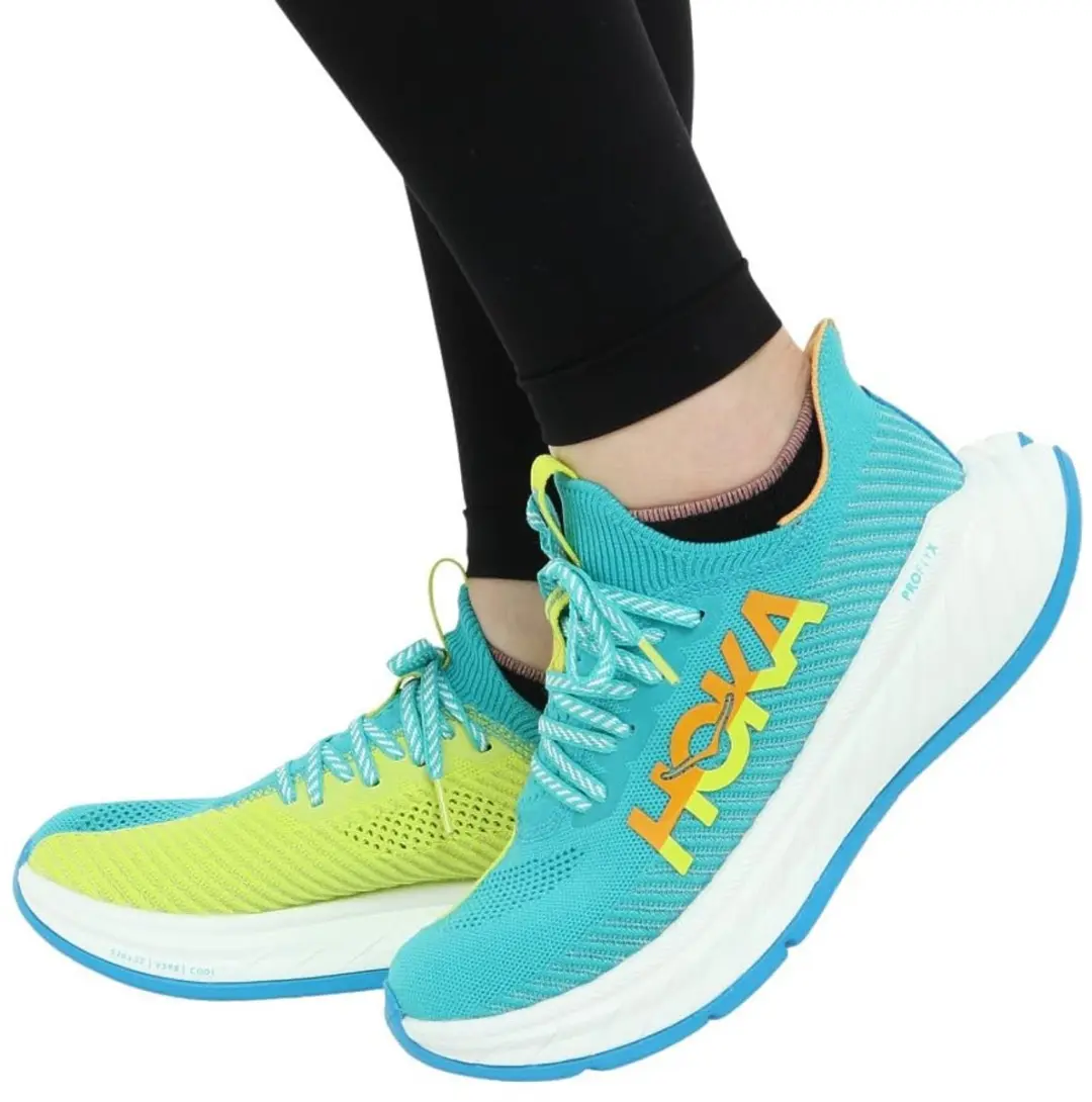 Hoka One One Carbon X 3