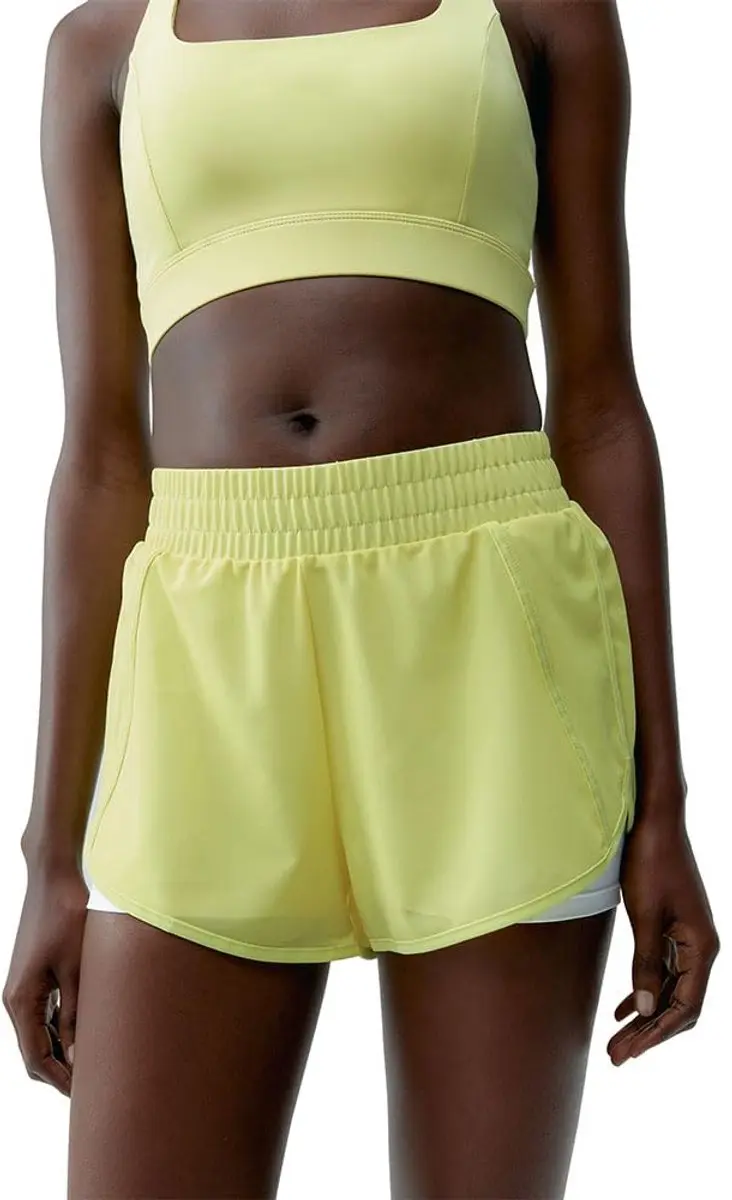 Born Living Yoga Padma 2.0 2-in-1 Shorts Geel S Vrouw