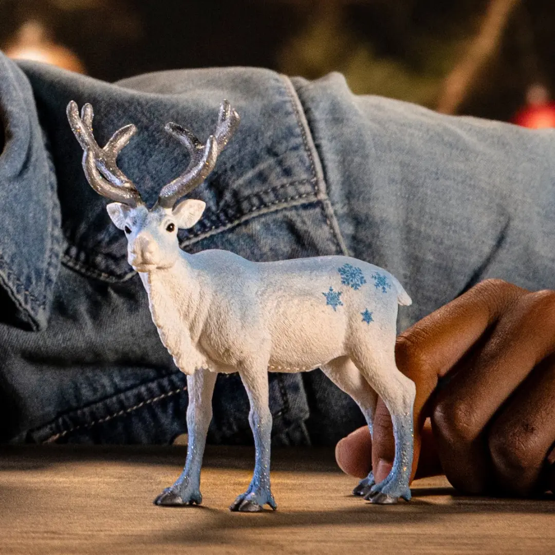 Schleich Wild Life Frosty Christmas Rendier 39072220 - Speelfiguur - Meerkleurig - afbeelding 2 van 2