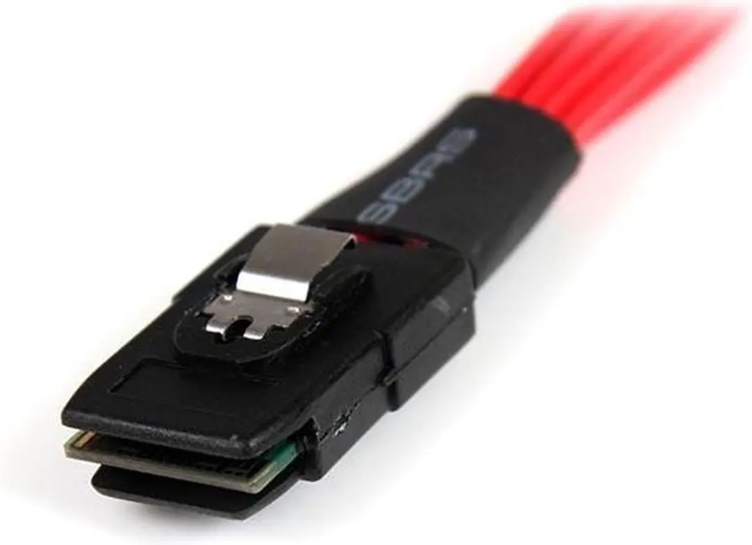 Startech SAS8087S4100 SAS naar SATA Kabel 1m - Rood - afbeelding 2 van 3