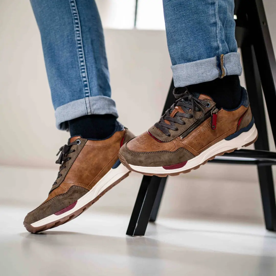 Mustang Sneakers bruin Synthetisch