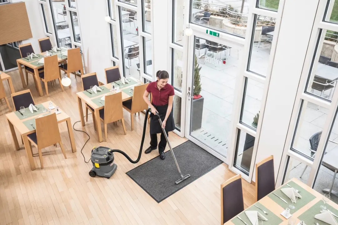 Kärcher NT 22/1 Ap Te Adv L Stofzuiger - 1300W - Antraciet - afbeelding 2 van 5