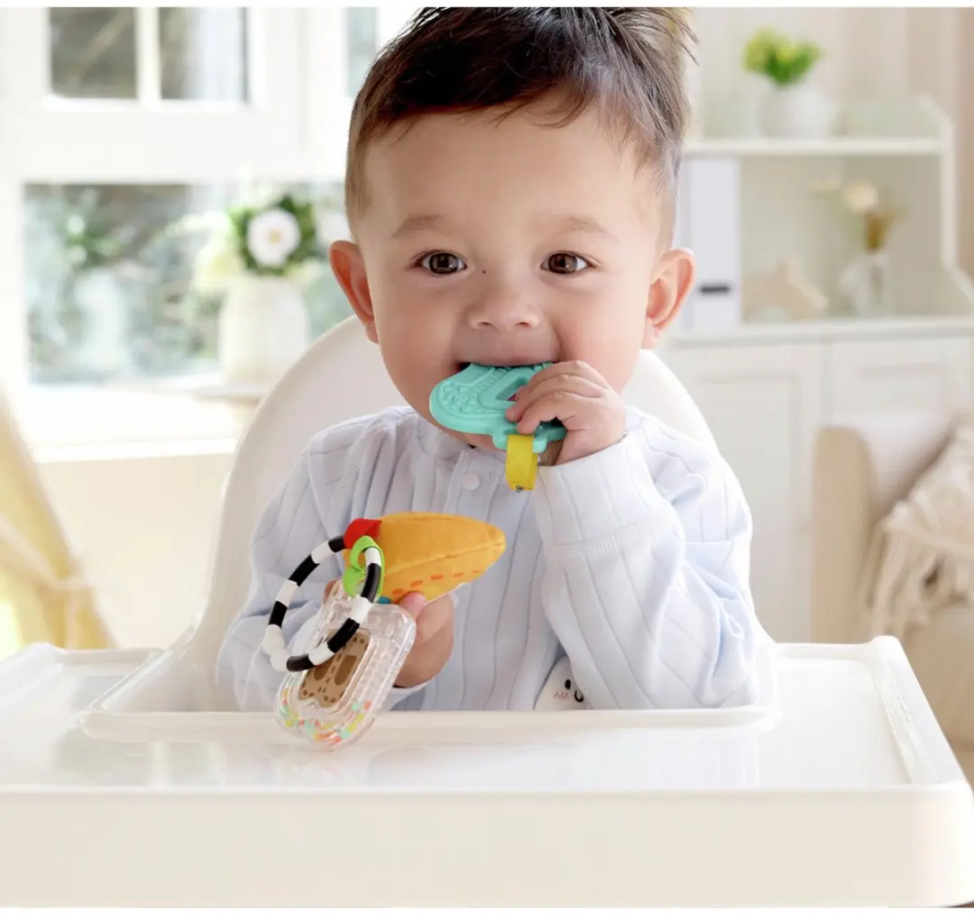 Hape Zintuiglijke ABC-speelset Multicolor - afbeelding 3 van 6