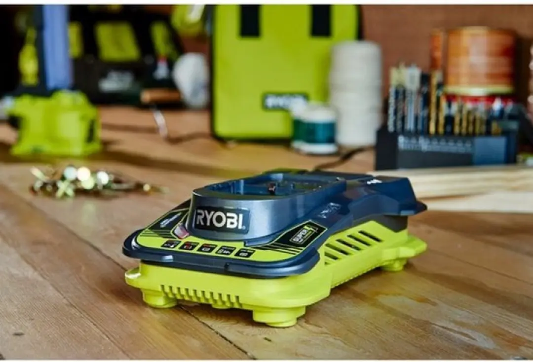 Ryobi ONE+ RC18150 Snellader 18V - Zwart - afbeelding 2 van 2