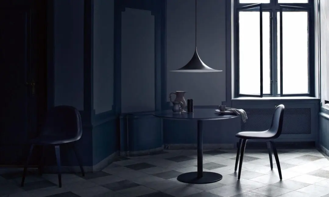 Gubi Semi SM3 Hanglamp - 60W - Mat Zwart - afbeelding 2 van 6