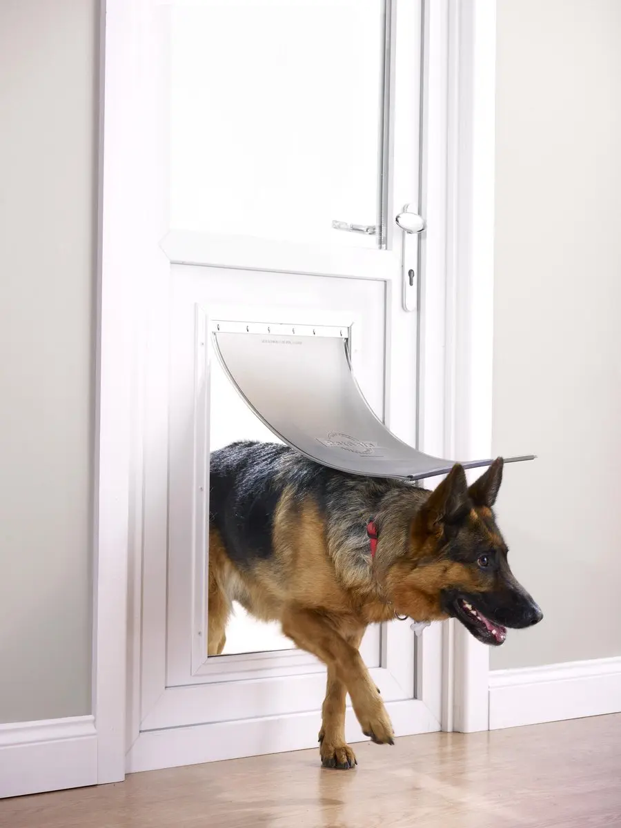 Petsafe 660 Hondenluik Aluminium - Tot 100 kg - Wit - afbeelding 4 van 6