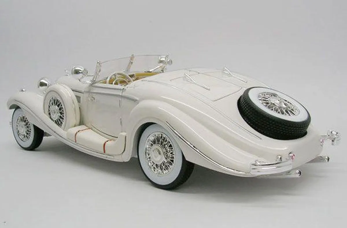 Mercedes-Benz 500 K Typ Specialroadster 1936 - 1:18 Maisto - Wit