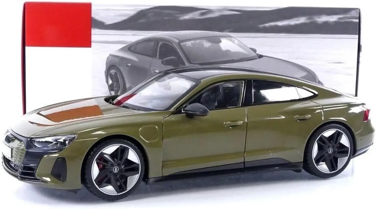 Audi RS e-tron GT 1:18 Bburago