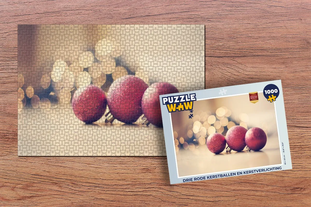 PuzzleWow Kerstpuzzel 1000 Stuks - Drie rode kerstballen & verlichting Multicolor