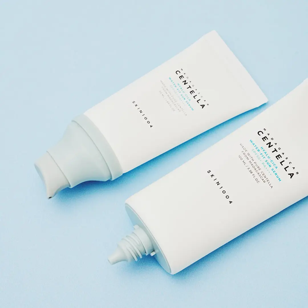 Skin1004 Madagascar Centella Hyalu-Cica Water-Fit Sun Serum SPF50+ 100ml