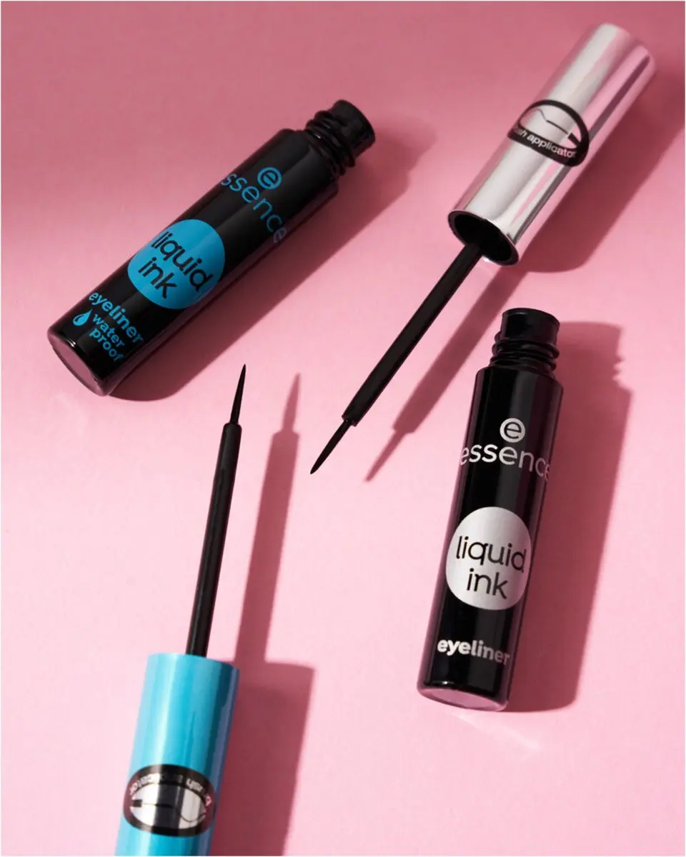 Essence Liquid Ink Eyeliner - 3ml - Zwart