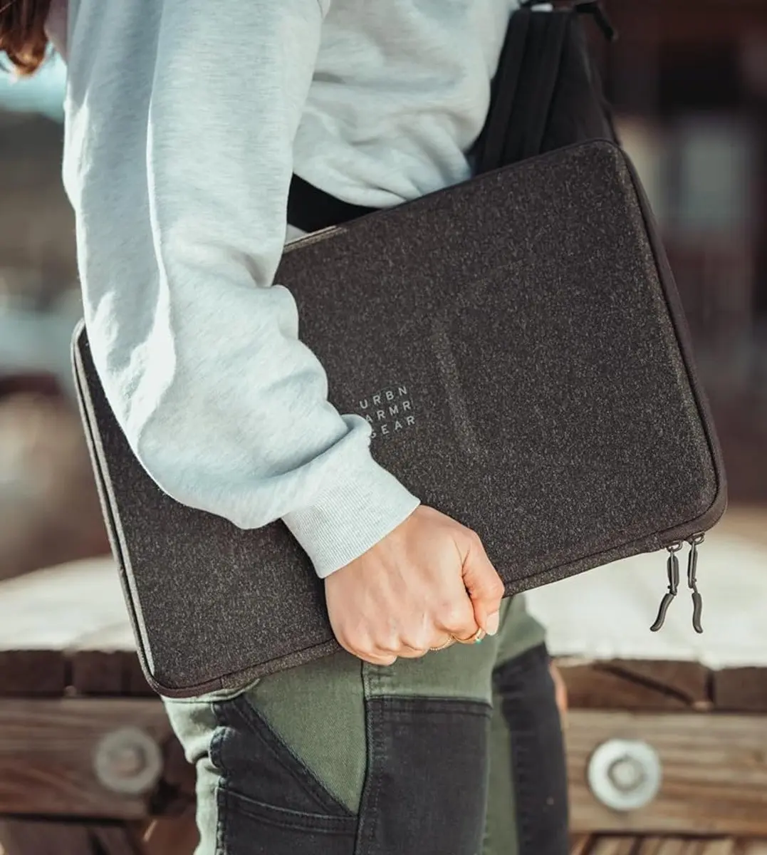 Urban Armor Gear Civilian Laptophoes 16 inch - Donkergrijs - afbeelding 2 van 6