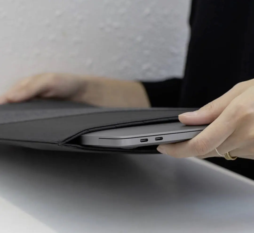 Native Union Stow Slim MacBook Sleeve 15-16" - Indigo