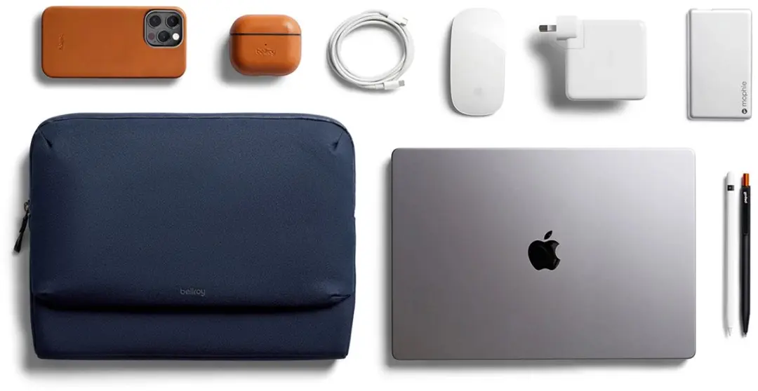 Bellroy Caddy Sleeve MacBook Pro/Air 15/16 DLCB-NAV-227 - Blauw - afbeelding 2 van 6