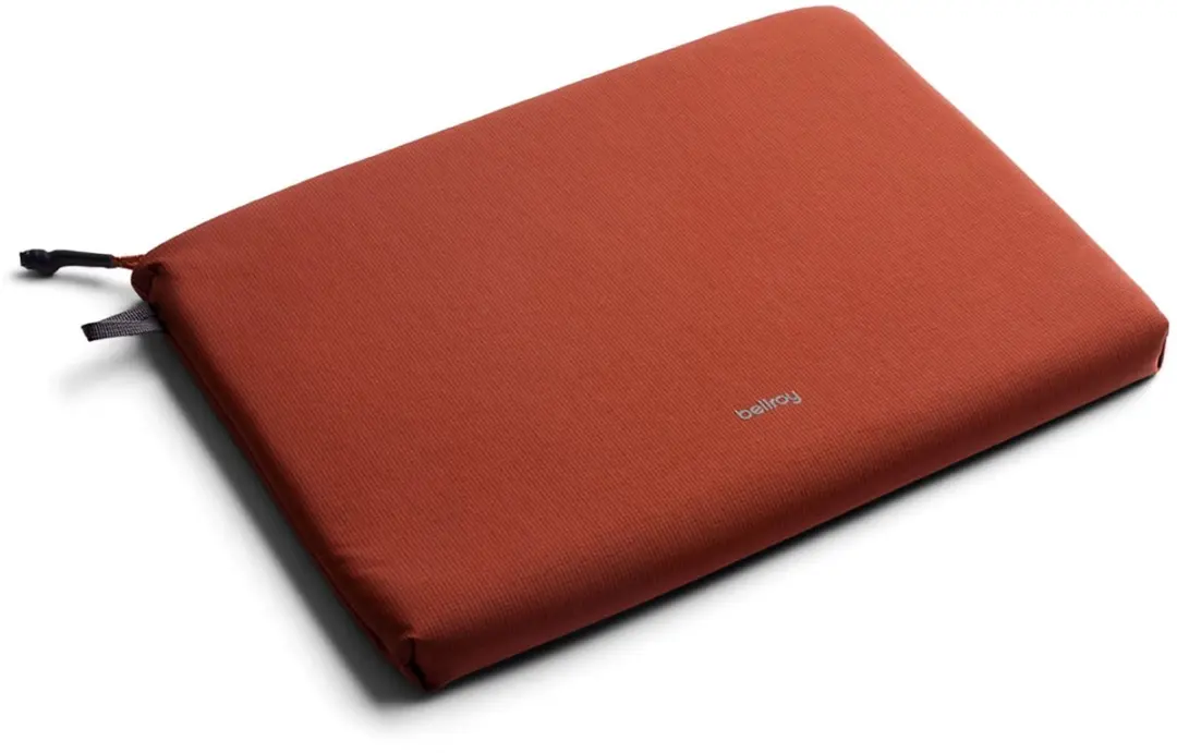 Bellroy Lite Sleeve DLLA-CLY-234