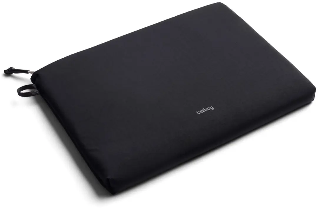 Bellroy Lite Sleeve MacBook Pro/Air/Neo 14 DLLA-BLK-234