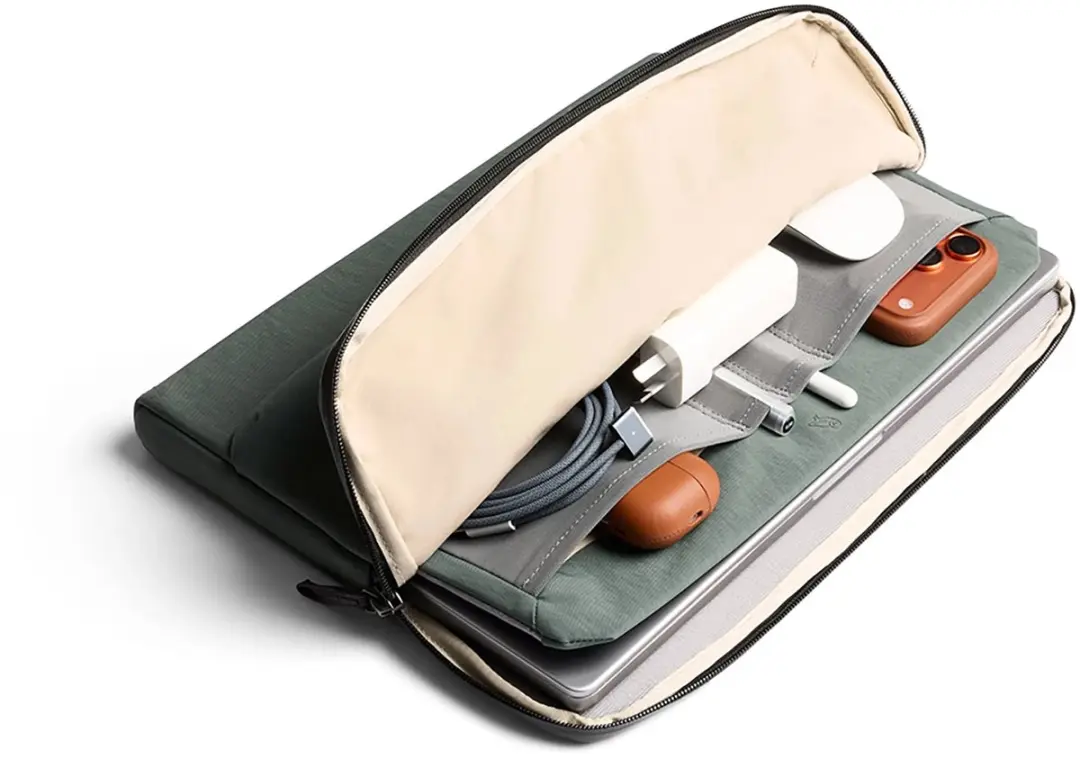 Bellroy Caddy Sleeve MacBook Pro/Air 16 - Gerecycled - 16 inch - Groen - afbeelding 6 van 6