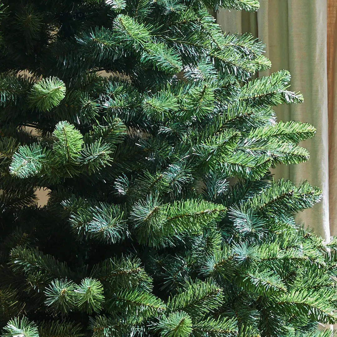Loberon Kerstboom Bryndis - 134cm - 1 Tak - Groen - afbeelding 3 van 5