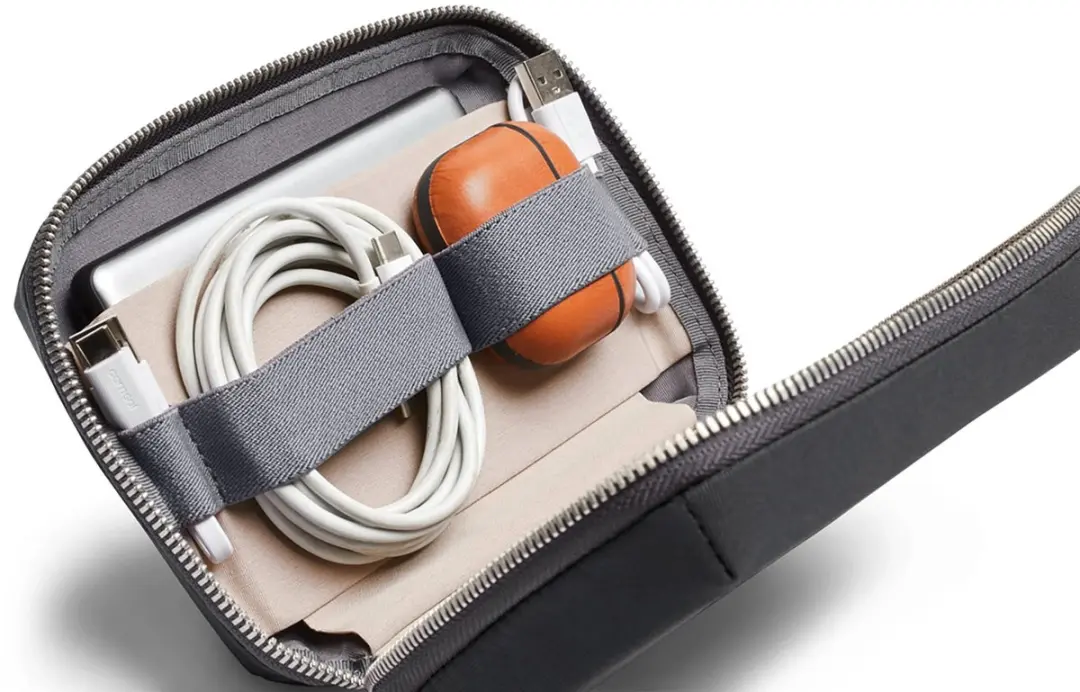 Bellroy Tech Kit Compact Opbergetui - 1200ml - Zwart - afbeelding 3 van 6