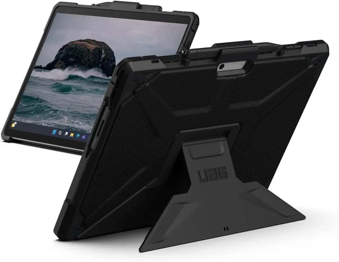 UAG Metropolis Backcover 324013114040