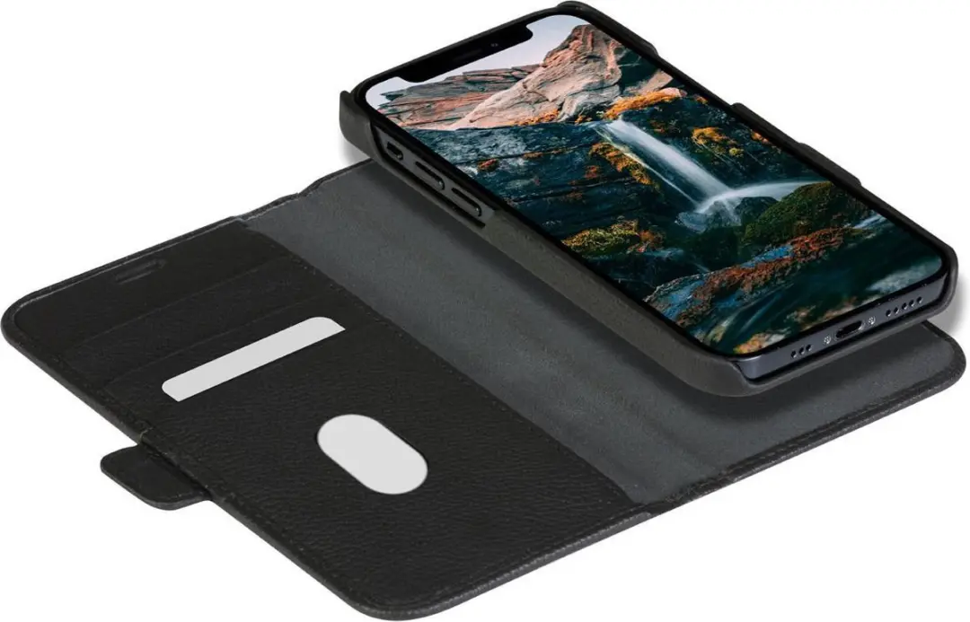 dbramante1928 iPhone 13 Pro Max Hoesje - Effen Zwart - 4 Pasjes