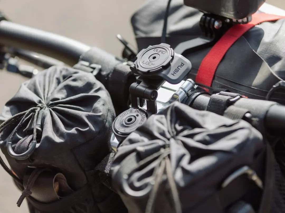 Quad Lock Fiets Telefoonhouder Stuurpendopbevestiging - Zwart - afbeelding 2 van 6